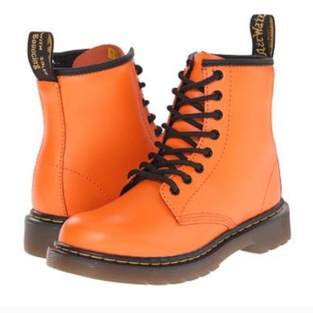 🥝♡Dr. Martens Kids Orange Leather Lace-Up Boots 1460